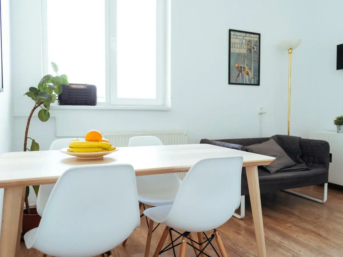 Parkview Apartment - Spectacular View & 2 Bedrooms Bucharest
