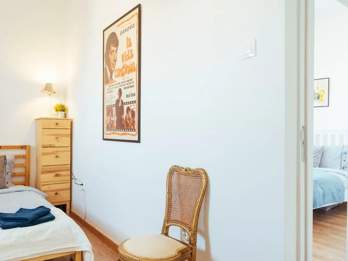 Parkview Apartment - Spectacular View & 2 Bedrooms Bucharest