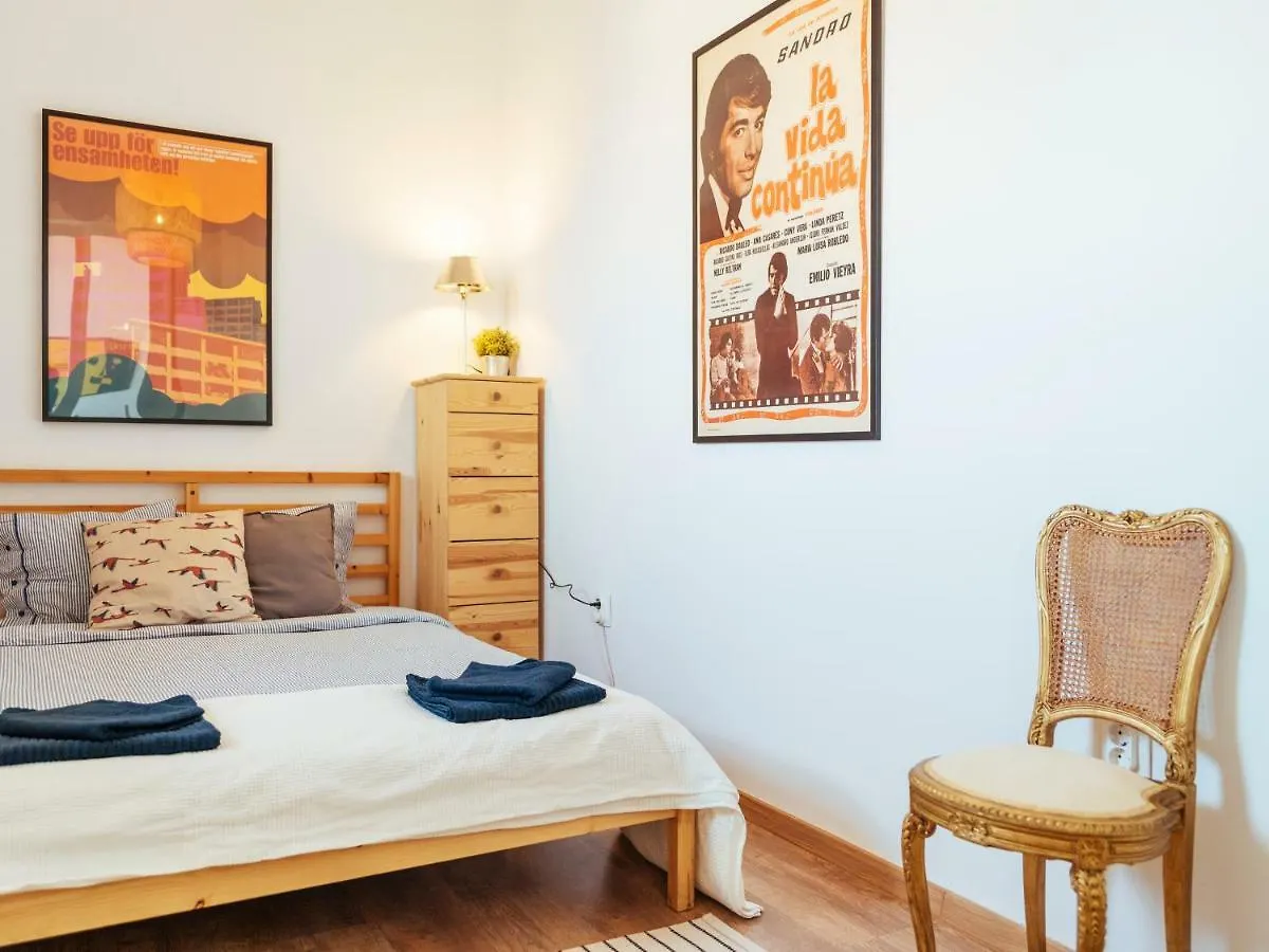 Parkview Apartment - Spectacular View & 2 Bedrooms Bucharest