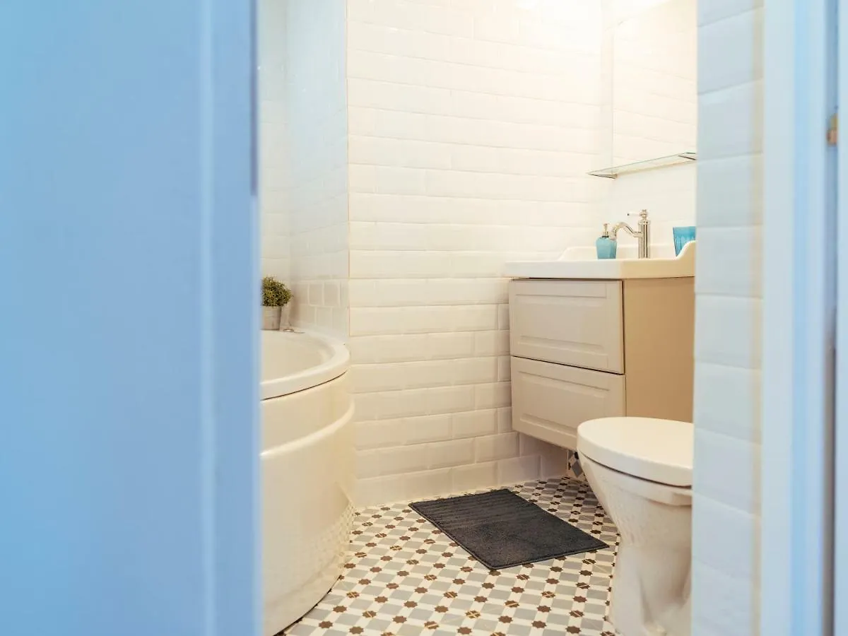 Parkview Apartment - Spectacular View & 2 Bedrooms 부쿠레슈티