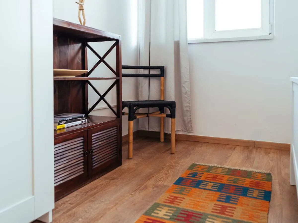Parkview Apartment - Spectacular View & 2 Bedrooms 부쿠레슈티